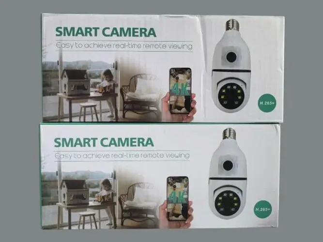 Câmera Lâmpada Dupla Espiã Wi-Fi 360° Yoosee Panorâmica Full HD - Nova