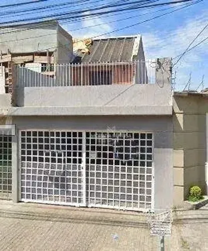 Ótimo sobrado próximo ao Metrô Guilhermina Esperança