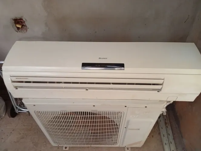 Vendo um ar condicionado de 24000