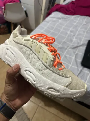 Tênis adidas original oznova