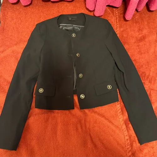 Casaqueto Preto em Crepe PP