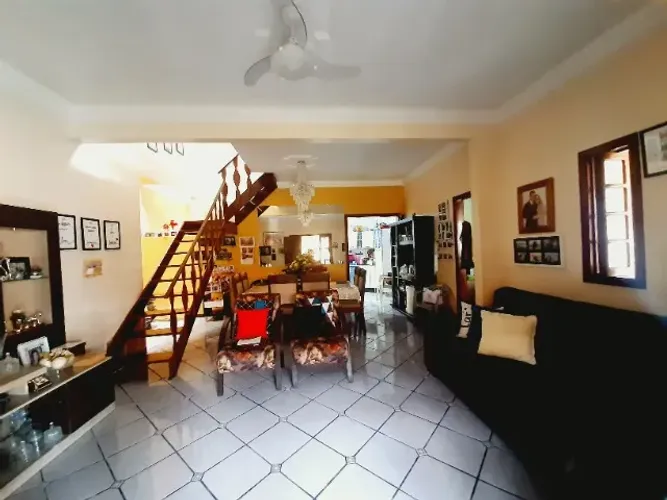 2 Casas-Próximo a Tavares Bastos- Marambaia -Terreno 16X46 Documentado
