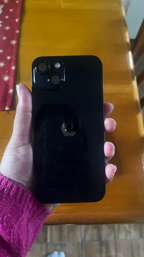 iPhone 13 seminovo 