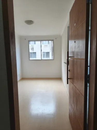 Vendo Apartamento no segundo andar 