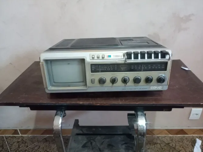 TV RADIO CASSETE CONIC..FAVOR LER DESCRIÇÃO