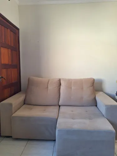 Vende-se Sofá (valor negociável )