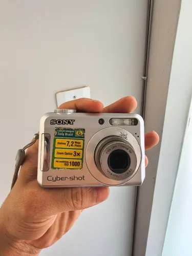 Camera sony cyber-shot s650