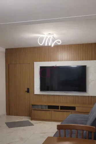 Casa à Venda no Condomínio Verdana