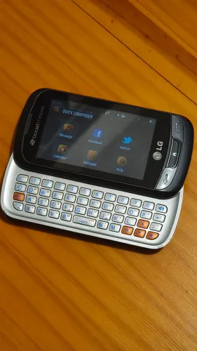 LG Rumour Reflex (2012)