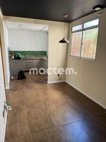Apartamento Térreo com 2 Quartos à Venda no Condomínio Parque Reino da Escócia