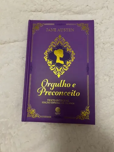 Livro - orgulho e preconceito / edição de luxo