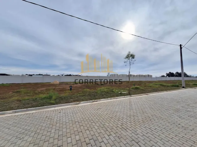 Terreno à venda em Condomínio The Garden, Canoas