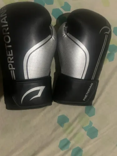 vende-se luva pretorian 10oz