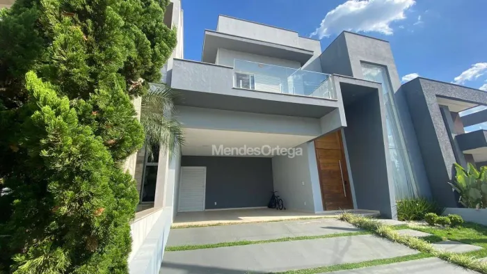 Casa com 3 dormitórios para alugar, 228 m² por R$ 9.930,00/mês - Chácaras Residenciais San
