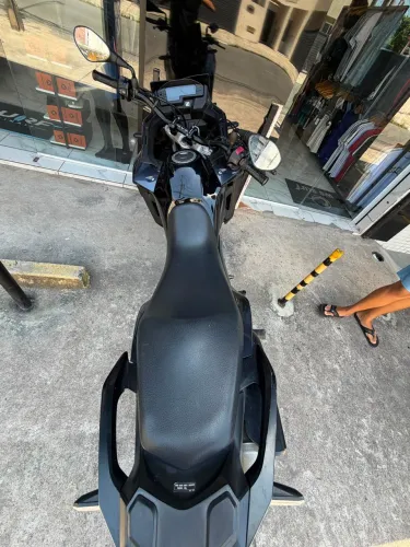 Xre 300 2023