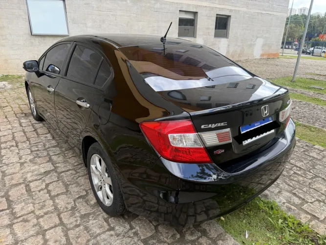 Honda Civic Sedan EXS 1.8/1.8 Flex 16V Aut. 4P 2012