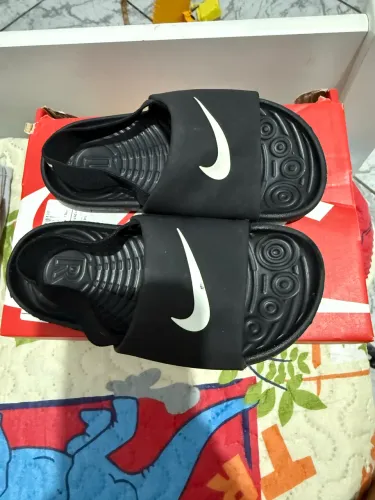 Chinelo Nike kawa infantil