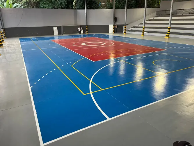 Pinturas de quadras poliesportivas e pisos em epoxi