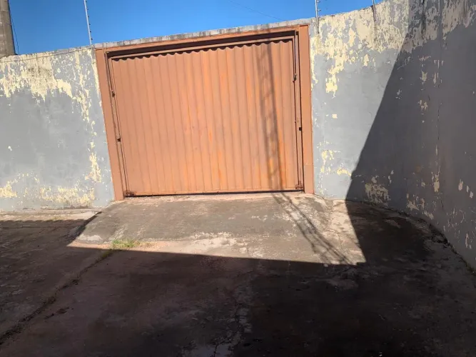Imóvel no Jd. Centro Oeste