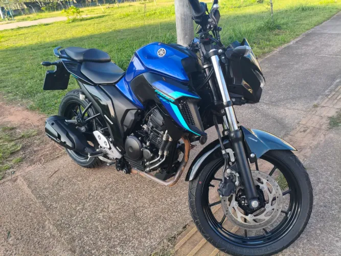 Vendo Fazer 250 azul
