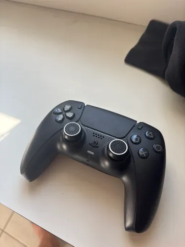 CONTROLE PS5 ORIGINAL já contém grip!
