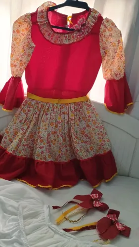 Lindo vestido de caipirinha 