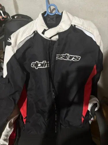 Jaqueta Alpinestars Preta/Branca/Vermelha - Têxtil Esportiva (Usada)