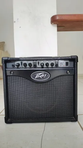 ? AMPLIFICADOR PEAVEY RAGE 158 ? TRANSTUBE