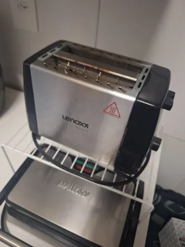 Torradeira e sanduicheira usados