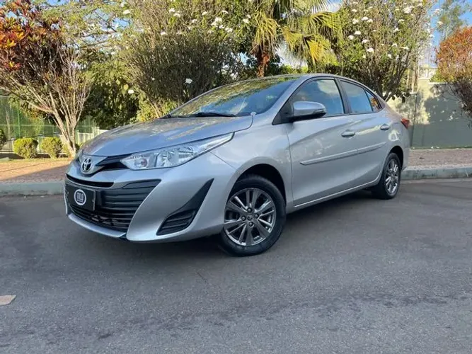 Toyota Yaris XL 1.5 Flex 16V 5P Aut. 2021