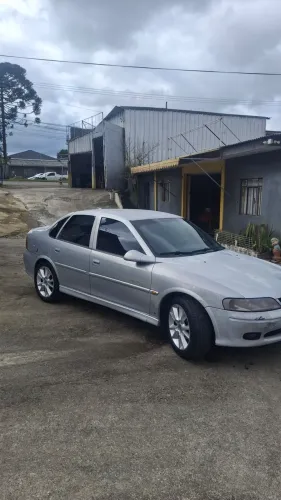 Chevrolet Vectra GLS/ Challenge 2.2 MPFI 16V 2001