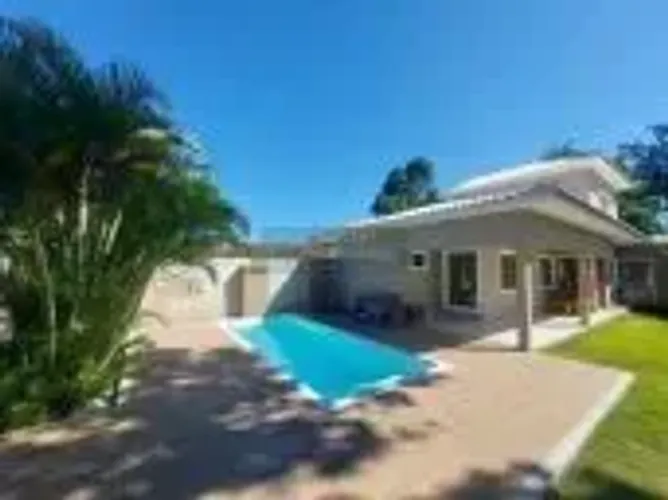 ALUGO CASA ALTO PADRÃO 3 QUARTOS - ESTAÇÃO