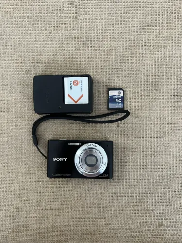 Sony Cyber-shot DSC-W320