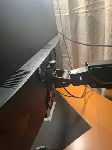Monitor full hd + braço articulado
