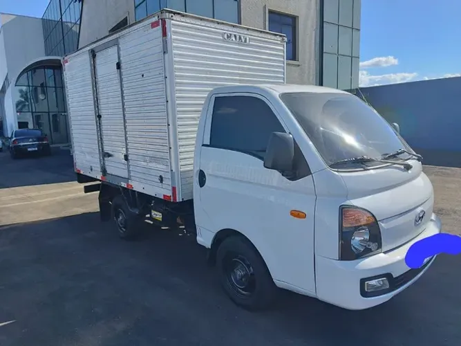 FEIRÃO de VUC Hyundai HR Kia Bongo e na Triton automóveis
