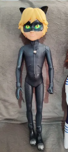 Boneco da Ladybug CAT NOIR