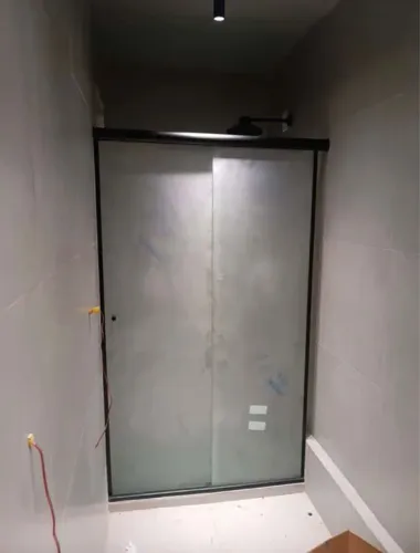 Box de banheiro jateado 