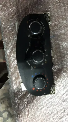 Controle do Ar Renault Sandero Antigo