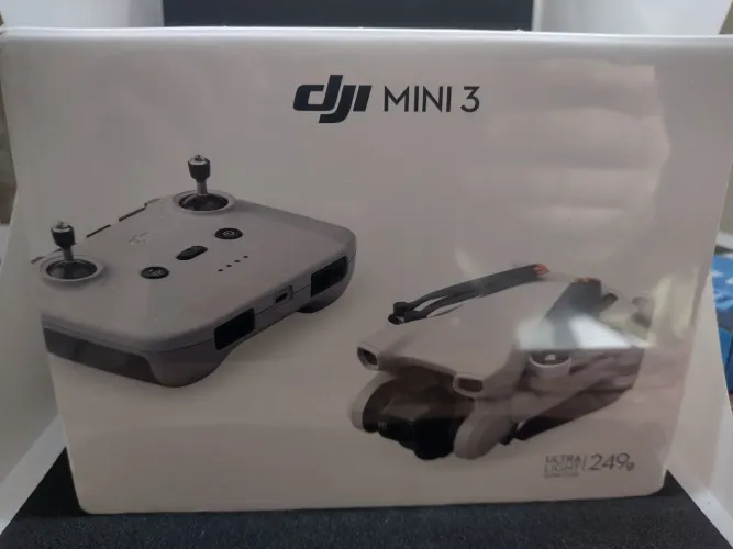 Drone DJI Mini 3 - Drone leve, compacto e profissional (NOVO e LACRADO)