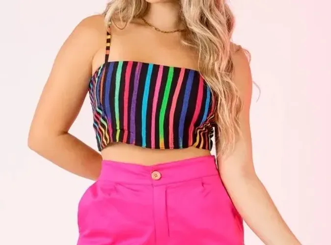 Top cropped colorido