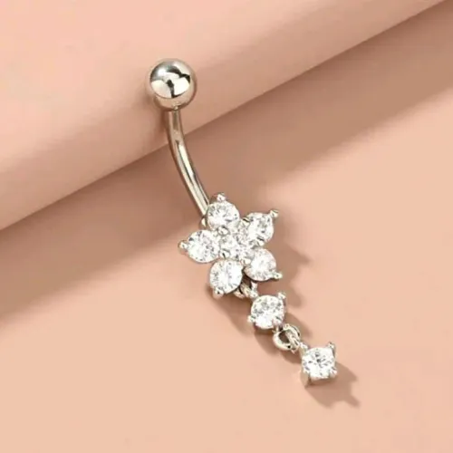 Piercing de umbigo com Flor de Zircônia 