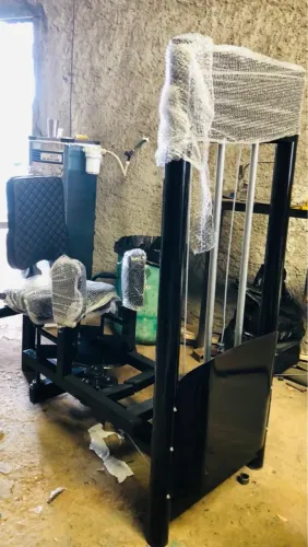 Aparelho de Musculação - FITNESS