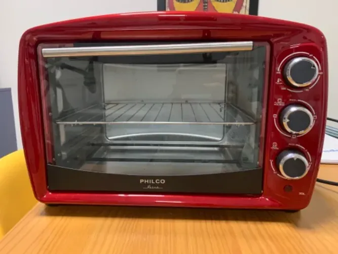 Forno elétrico retrô marca Philco 127v