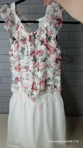 Vestido Marca: Marisa Tamanho: 40