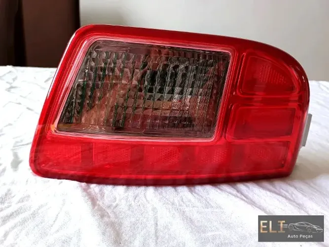 LANTERNA TRASEIRA PARA-CHOQUE C3 AIRCROSS PICASSO LD 2010 2011 2012 2013 2014 2015