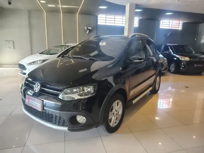 Volkswagen Crossfox 1.6 MI Total Flex 8V 5P 2011