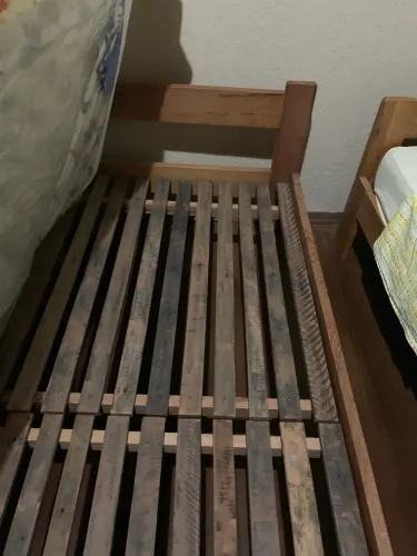 Cama solteiro madeira maciça
