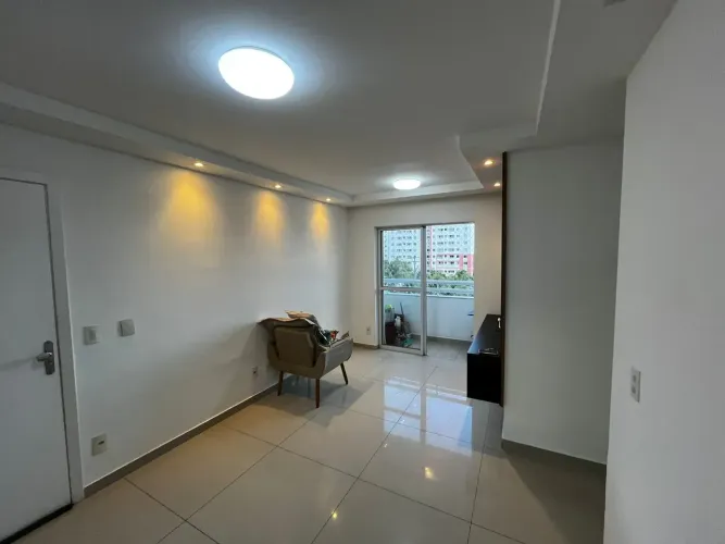 Colina de Piatã, Apartamento 3 quartos, suíte em 65m², condomínio Clube