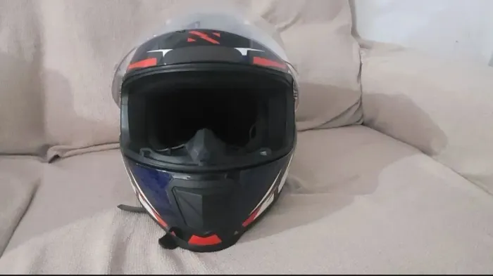 Capacete No Risk Razor Sharp