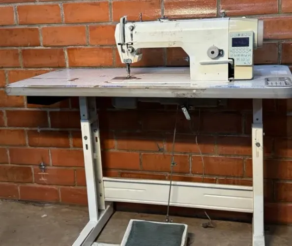 MAQUINA RETA ELETRONICA M-71